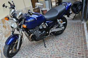 Suzuki 750 Inazuma
