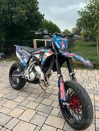 FANTIC XE 125 motard