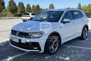 VOLKSWAGEN Tiguan 2.0 TDI SCR DSG Sport BlueMotion