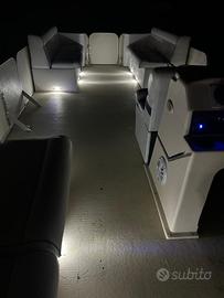 Imbarcazione oasis 25