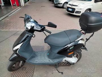 Piaggio zip 50 SP (2T)