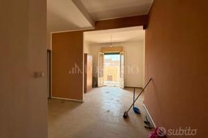 Garibaldi vecchio interamente ristrutturato 4 vani