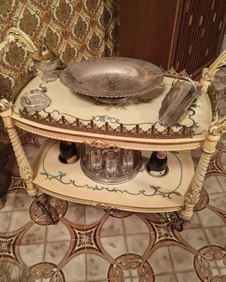 Tavolino - antiquariato