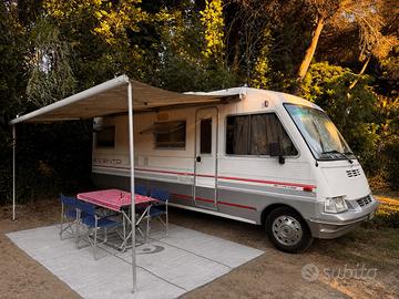 Vend  camper per passaggio ad uno piu piccolo