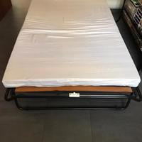 Letto pieghevole con materasso