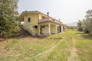 VILLA SINGOLA A MORICONE