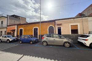 Cannizzaro centro casa indipendente da ristr
