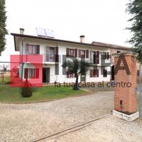 CASA SINGOLA CON SCOPERTO PRIVATO RIF: FRP1
