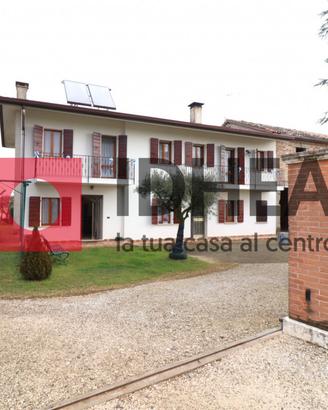 CASA SINGOLA CON SCOPERTO PRIVATO RIF: FRP1