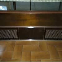 Mobile con giradischi Grundig e radio