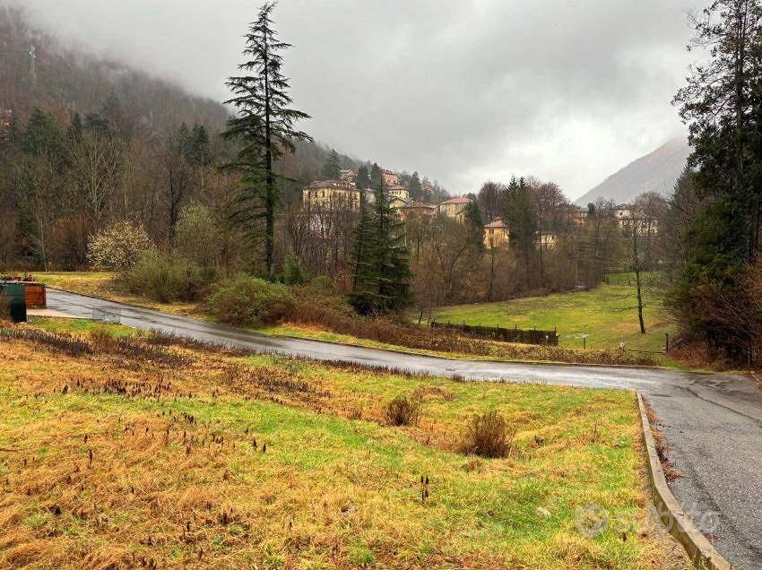 Immobile in asta di 26982 m² a Valganna - Vista 5