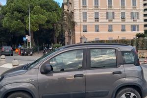 Fiat Panda 1.0 hybrid City Cross s&s 70cv