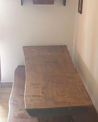 tavolo in legno massiccio 