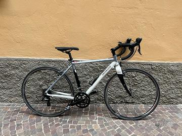 Specialized tricross