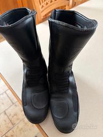 stivali moto Dainese