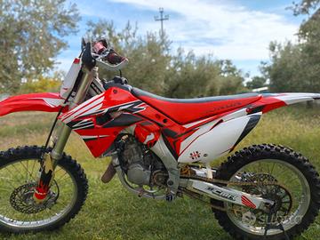 Honda cr125