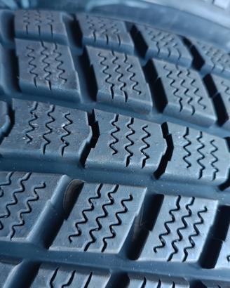CERCHI E GOMME 195.70.15 DOT 17 INVERNO