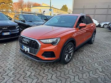 AUDI Q3 35 TDI S tronic S-LINE EDITION