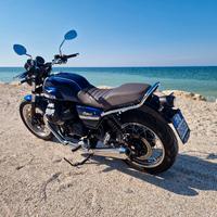 Moto Guzzi V7 Special 