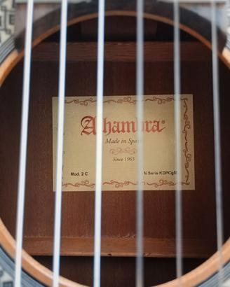 Chitarra classica Alhambra 2C