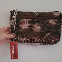 borsa clucth animalier effetto pitonato