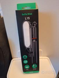 Treppiedi portatile per selfie ,con luce e bluetoo