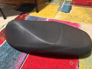 Sella scooter Kymco People One