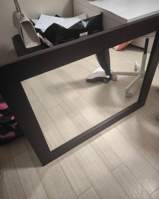 SPECCHIO CON CORNICE IN LEGNO