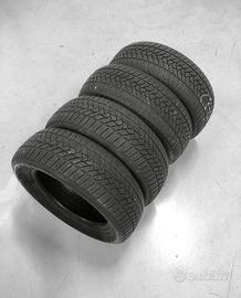 Pneumatici Invernali  215/60/R16 Dunlop pochi Km