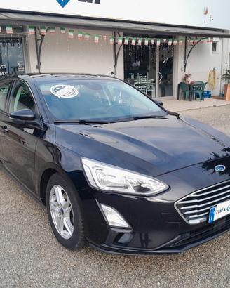 !!!!Ford Focus 1.5 TDCi 120 CV Start&Stop ST Line!