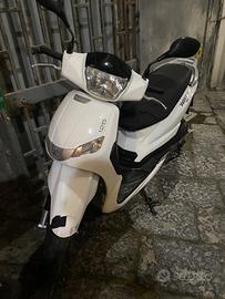 Peugeot Tweet 125 - 2016