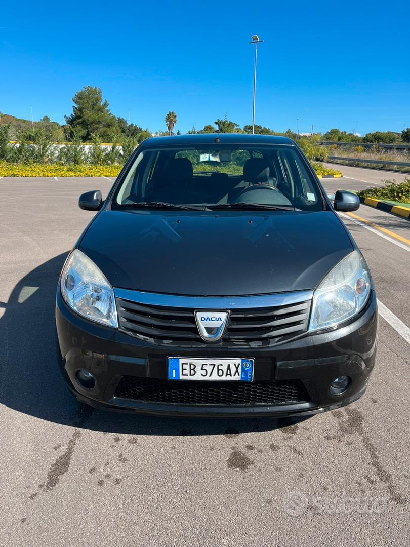 Dacia Sandero 1ª serie