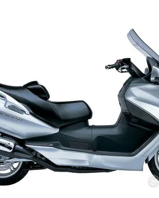 SUZUKI BURGMAN 650 RICAMBI