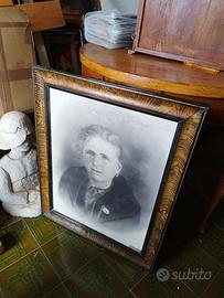 Antica foto grande con cornice stessa epoca