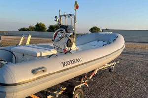 Gommone 5m tubolari nuovi fine 2025