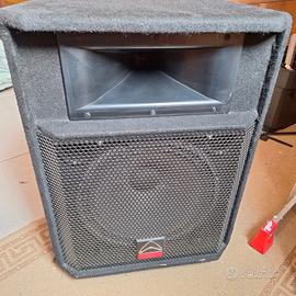 cassa attiva 200w
