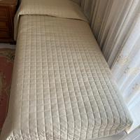 Letto singolo con rete elettrica