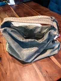 Borsa in pelle Furla color azzurro polvere