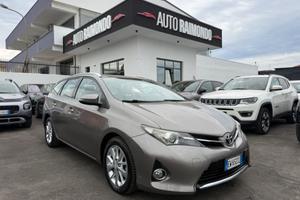 Toyota Auris Touring Sports 1.4 D-4D Lounge
