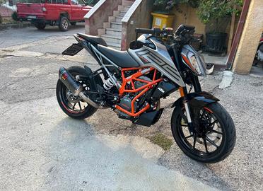Ktm duke 125