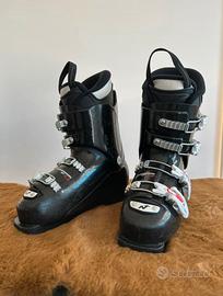 Scarponi Nordica neri