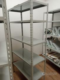 2 Scaffali in ferro, molto robusto