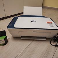 HP DeskJet 2721e + cartuccia 305XL a colori