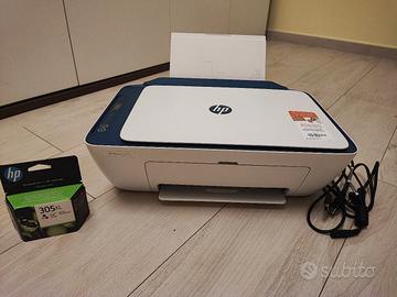 HP DeskJet 2721e + cartuccia 305XL a colori