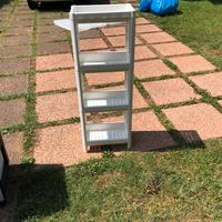 Scaffale in plastica