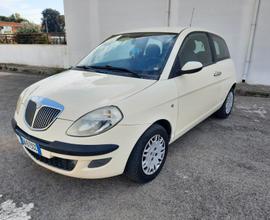 Lancia Ypsilon 1.2 Argento