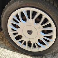 4 CERCHI/COPRICERCHI E PNEUMATICI LANCIA YPSILON