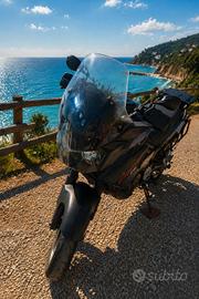 Aprilia caponord del 2002 condizioni maniacali 