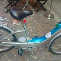 bicicletta elettrica 80 km autonomia