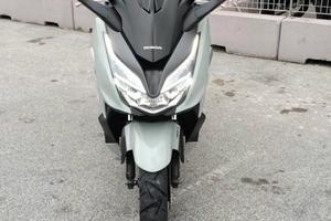 Honda Forza 350